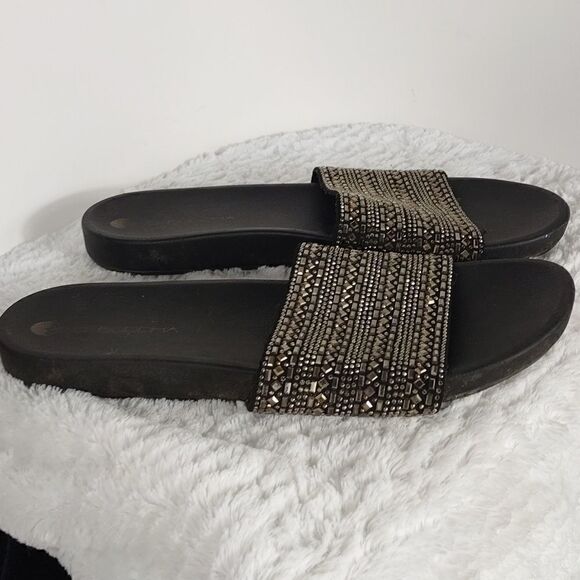 Big Buddha Slides  - Picture 6 of 7